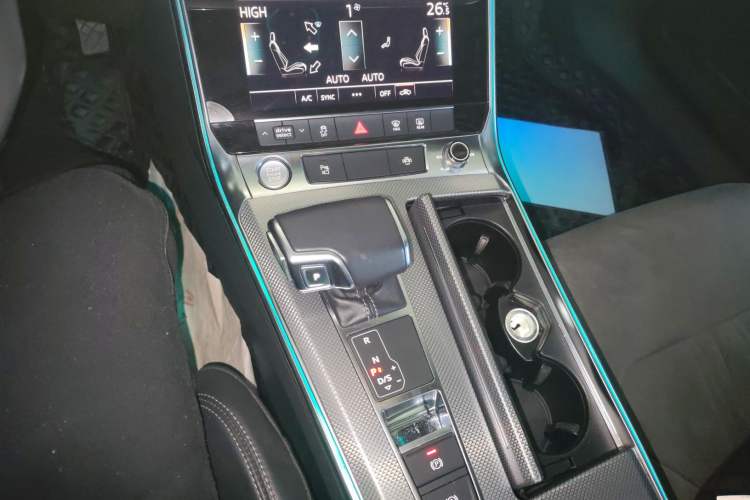 Used Audi A6L 2019 40 TFSI Luxury Dynamic Model