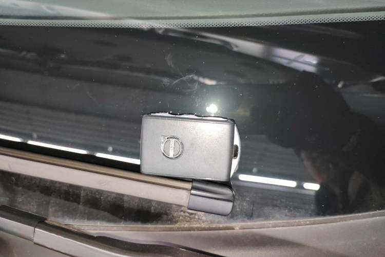 Used Volvo XC60 2022 B5 4x4 Smart Luxury Edition
