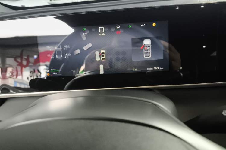 Used BYD Qin L 2025 DM-i Smart Drive 120KM Superior Model
