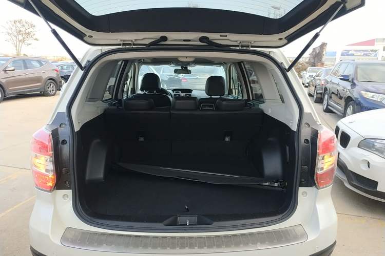 Used Subaru Forester 2013 2.0i Automatic Luxury Edition