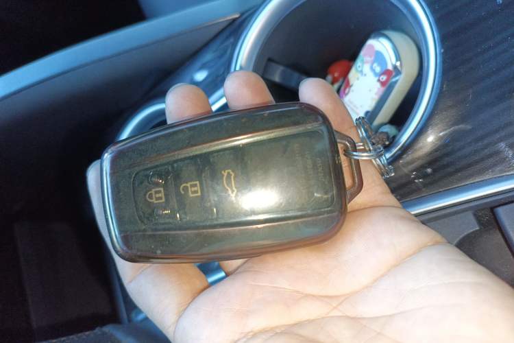 Used Toyota Camry 2023 2.5G Luxury Edition
