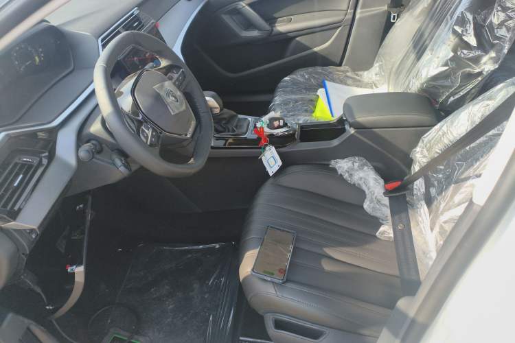 Used Peugeot 408 2022 1.6T Light-Chasing Edition
