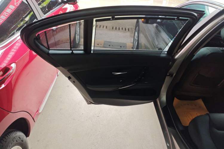 Used BMW 3 Series 2017 320Li Fashion Model
