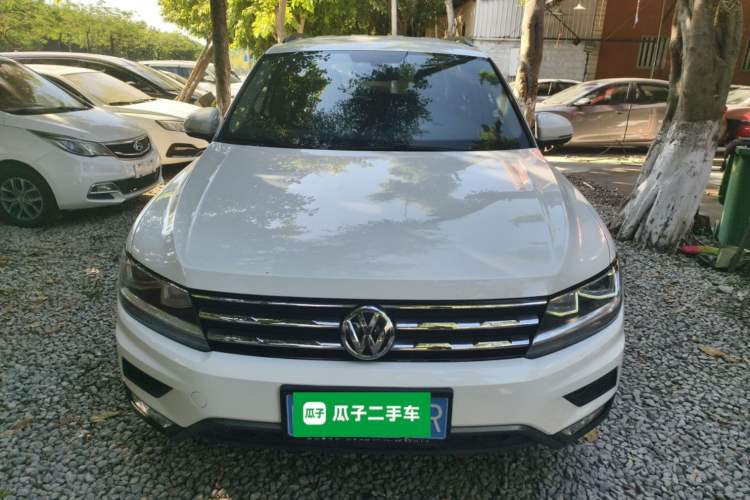 Used Volkswagen Tiguan L 2020 330TSI Automatic Two-Wheel Drive Luxury Edition China VI Standard
