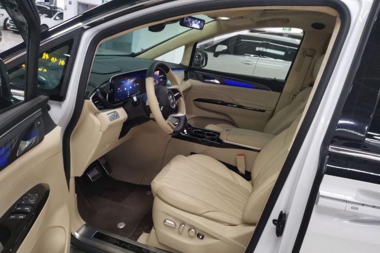 Used Buick GL8 New Energy 2025 Lu Shang Smart Enjoyment Edition 7-Seater