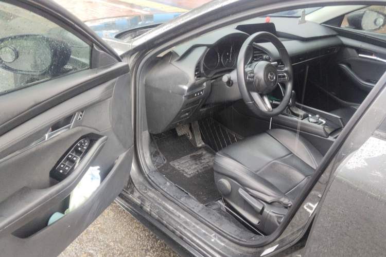 Used Mazda Mazda 3 Axela 2021 2.0L Automatic ZhiXuan Edition