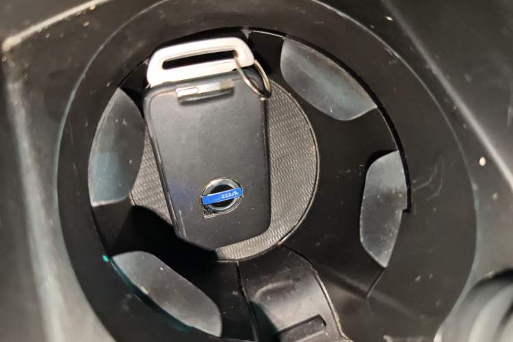 Used Volvo S60 2015 S60L 2.0T Zhiyuan Edition