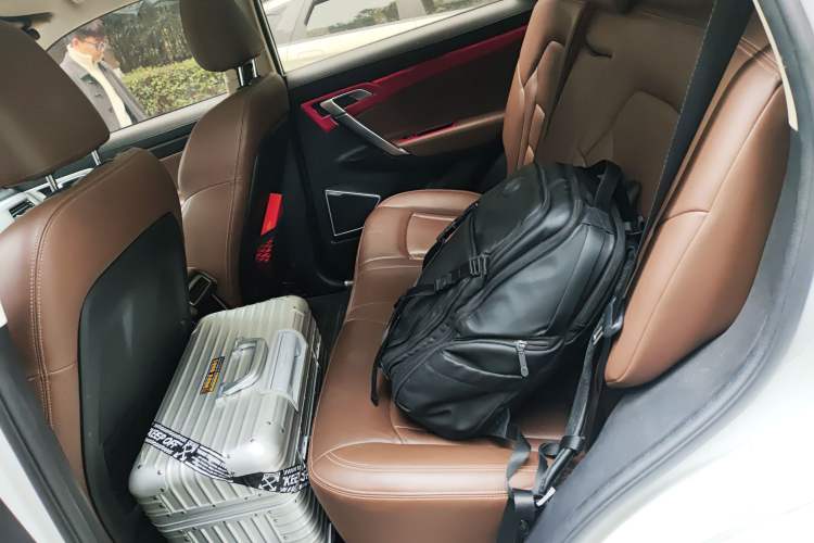 Used Geely Auto Emgrand X7 Sport 2016 1.8TD Automatic ZhiZun Version
