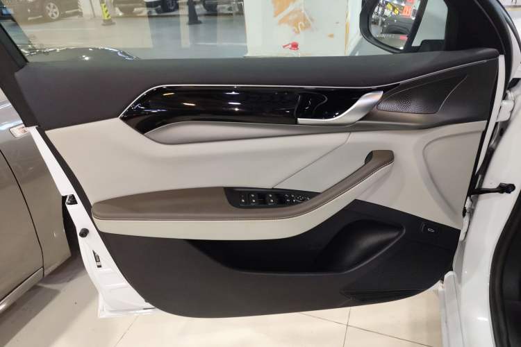 Used BYD Qin PLUS 2023 Champion Edition DM-i 120KM Beyond Model
