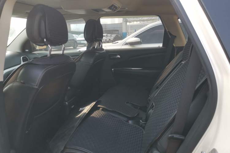 Used Dodge Journey 2014 2.4L Two-Wheel Drive Touring Edition
