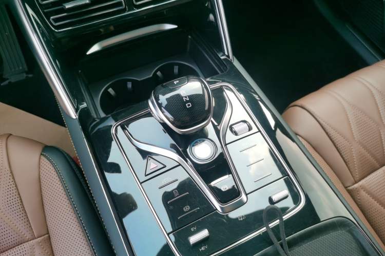 Used BYD Tang New Energy 2023 DM-i Champion Edition 112KM Prestige Model
