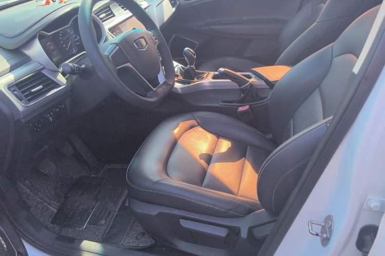 Used Geely Auto Emgrand GL 2018 1.4T Manual Elite Smart Connectivity Version