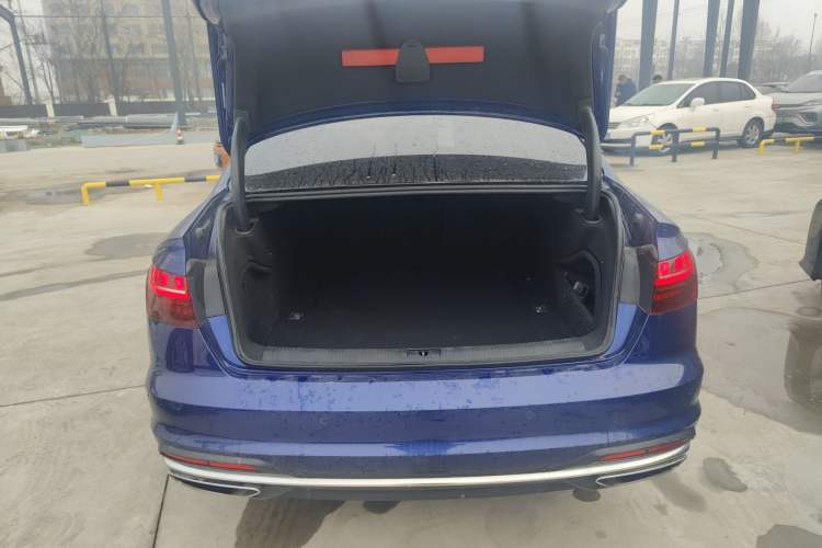 Used Audi A4L 2020 40 TFSI Fashionable and Elegant Model