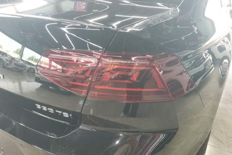 Used Volkswagen Magotan 2023 2 Million Units Commemorative Edition 330TSI DSG Luxury Version
