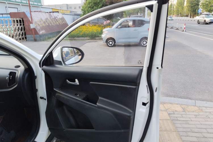 Used Kia Sportage R 2016 2.0L Automatic Two-Wheel Drive GL
