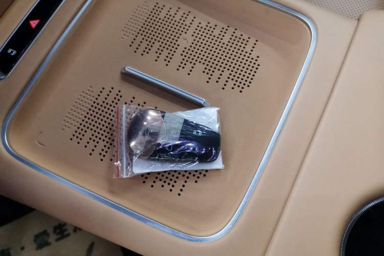 Used VOYAH Dream 2025 PHEV Four-Wheel-Drive Flagship Version – Qiankun Edition
