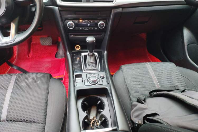 Used Mazda Mazda 3 Axela 2017 Sedan 1.5L Automatic Luxury Model Emission Standard China V
