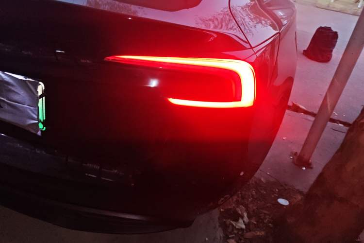 Used Tesla Model 3 2023 Long-Range All-Wheel-Drive Version
