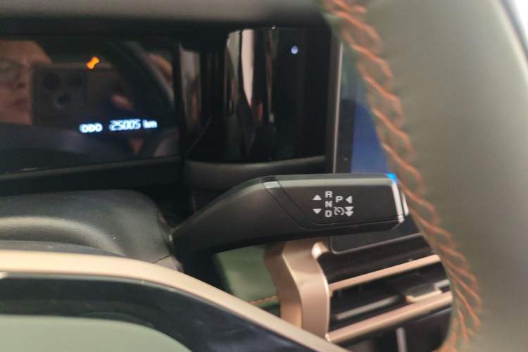 Used  03 2024 401km Two-Wheel Drive Standard Advanced Version
