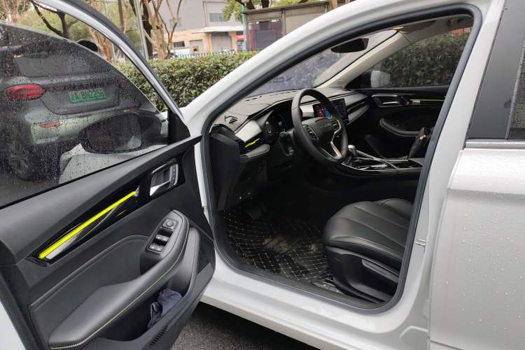 Used Roewe i5 2021 Revised Version 1.5L CVT Diamond Edition