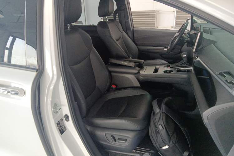 Used Toyota Sienna 2021 2.5L Hybrid Ultimate Edition