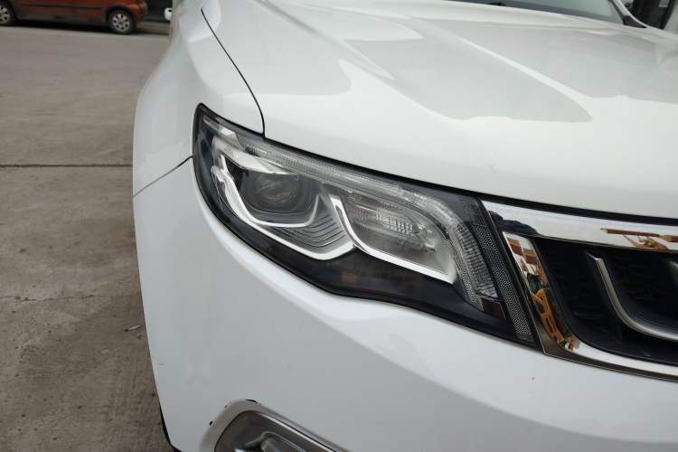 Used Geely Auto Emgrand X7 Sport 2016 1.8TD Automatic ZhiZun Version
