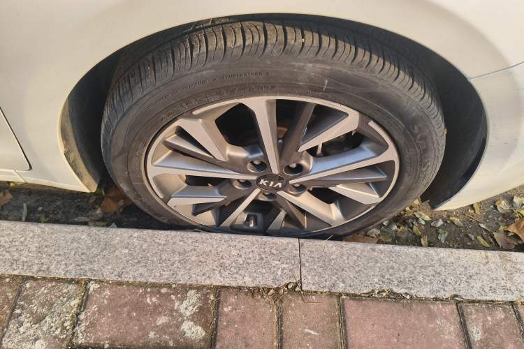 Used Kia K3 2021 1.5L CVT Fashion Edition
