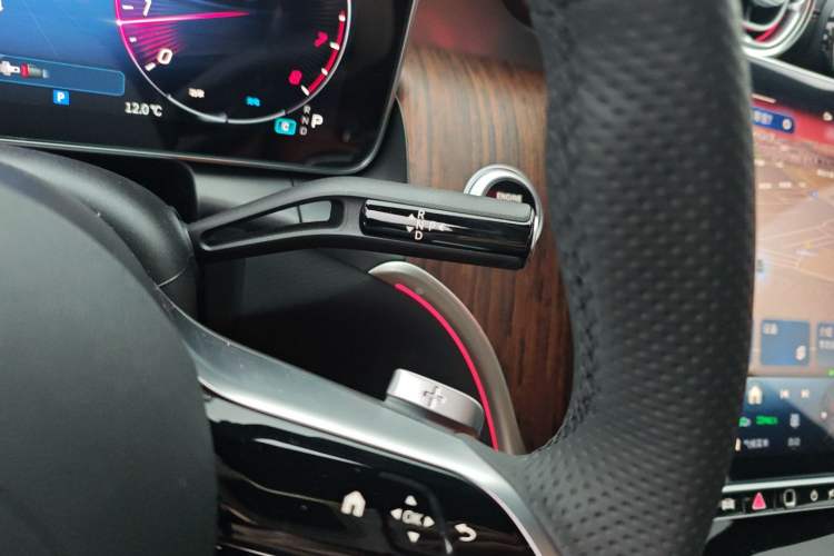 Used Mercedes-Benz GLC 2025 Refreshed GLC 300 L 4MATIC Dynamic Version 5 Seats