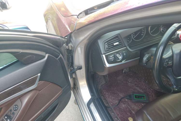 Used BMW 5 Series 2014 525Li Luxury Design Package
