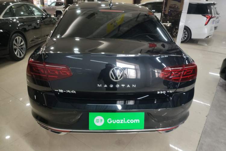 Used Volkswagen Magotan 2024 2 Million Units Zhongxiang Version 330TSI DSG Luxury Edition
