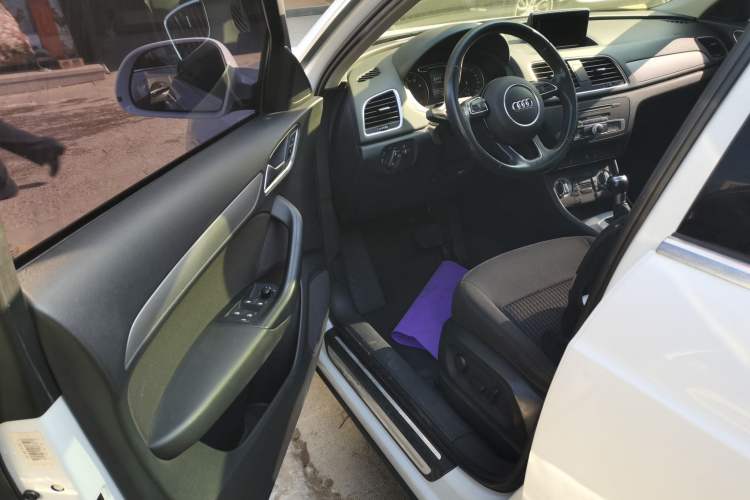 Used Audi Q3 2016 30 TFSI Collector's Edition Intelligent Model
