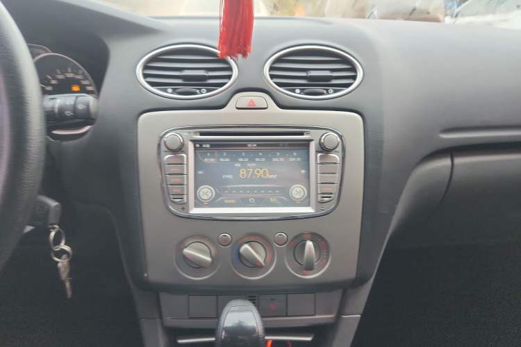 Used Ford Focus 2013 Hatchback Classic 1.8L Automatic Base Model