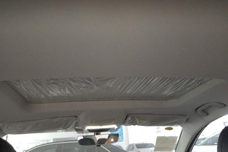 Used Roewe i5 2023 1.5L CVT Luxury Edition
