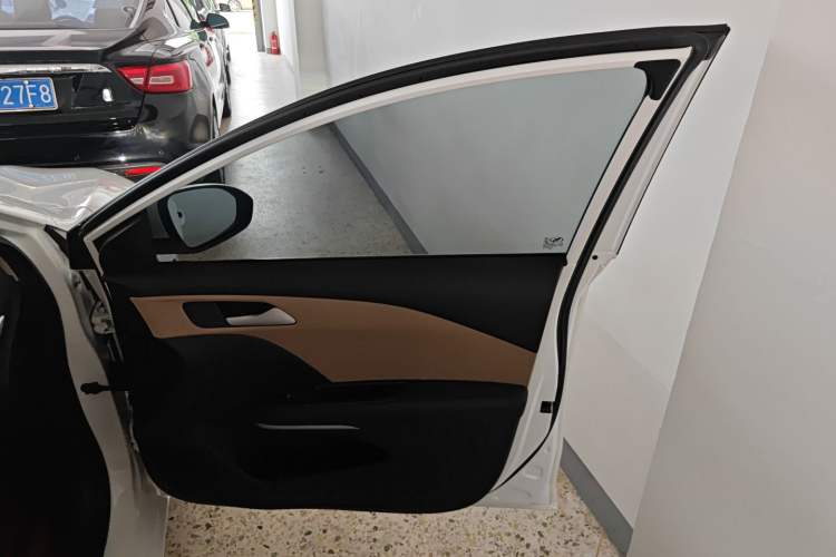 Used Chevrolet Monza 2022 320 Automatic Enjoyment Sunroof Version
