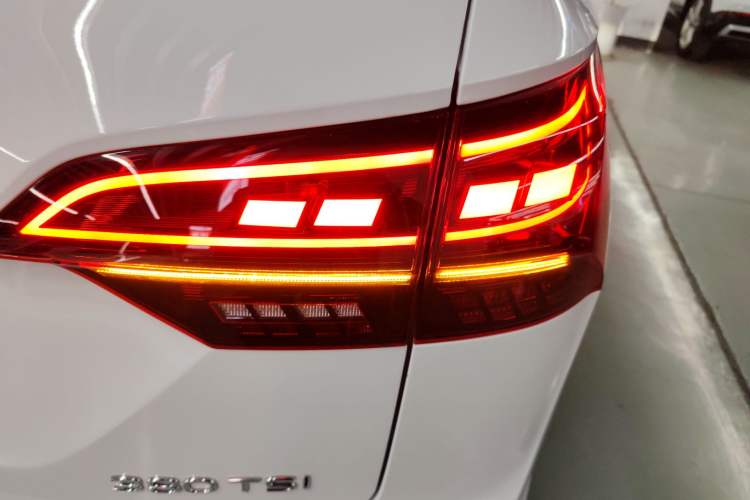 Used Volkswagen Tayron 2021 380TSI All-Wheel Drive R-Line Connected Version
