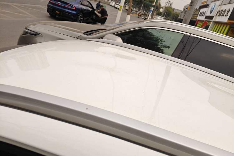 Used Toyota YARiS L 2021 X-Trail 1.5L CVT Luxury Edition
