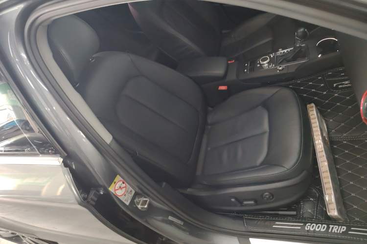 Used Audi A3 2020 Limousine 35 TFSI Style Edition China VI Emission Standard
