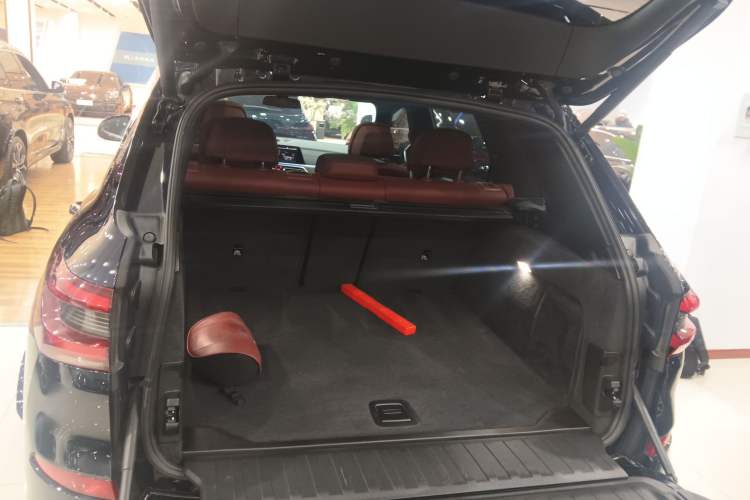 Used BMW X5 2022 Restyled xDrive 40Li Luxury Edition M Sport Package