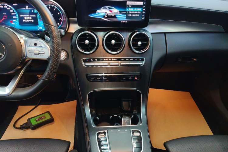 Used Mercedes-Benz C-Class 2020 Restyled C 200 L Fashion Edition Sport Version
