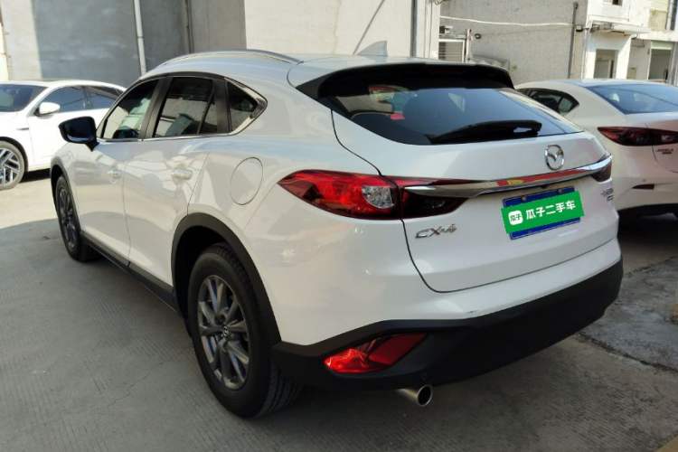 Used Mazda CX-4 2018 2.0L Automatic Two-Wheel Drive Blue Sky Leading Edition China V Standard
