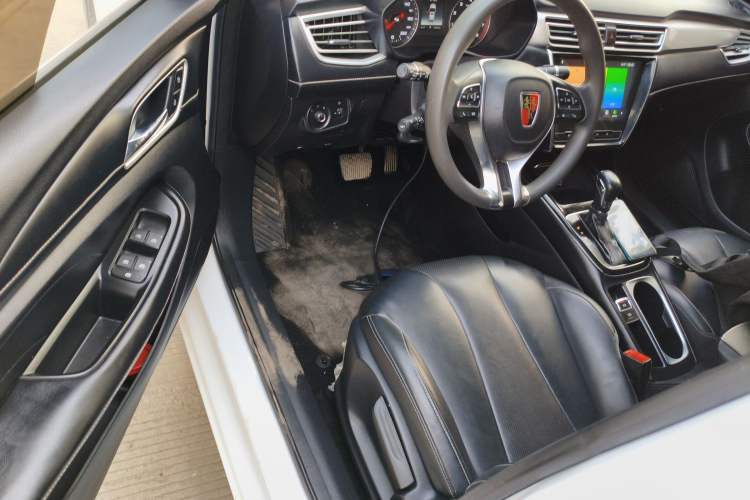 Used Roewe i5 2019 1.5L Automatic 4G Connected Langhao Edition
