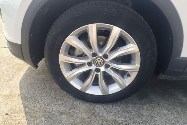 Used Volkswagen T-ROC 2020 280TSI DSG Two-Wheel-Drive Elite Version
