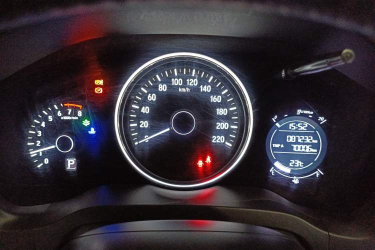 Used Honda Vezel 2017 1.8L CVT Front-Wheel Drive Pioneer Edition