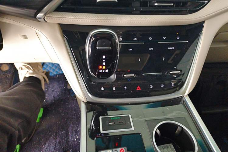 Used Buick GL8 2020 ES Land Cruiser 653T Comfort Edition