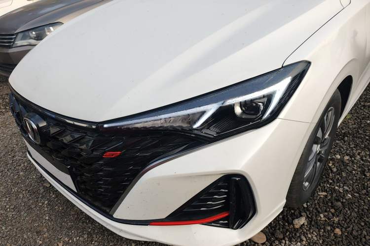 Used Changan Eado 2025 PLUS 1.4T Dual-Clutch High-Energy Version
