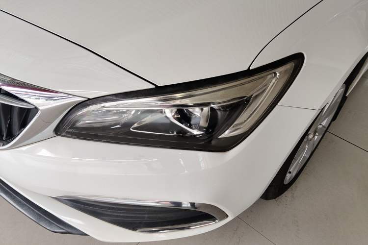 Used Buick Verano 2018 Sedan 15S Automatic Leading Model
