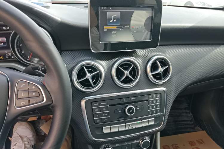 Used Mercedes-Benz A-Class 2016 A 200 Fashion Model
