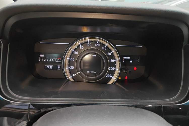 Used Honda Elysion 2016 2.4L Supreme Edition
