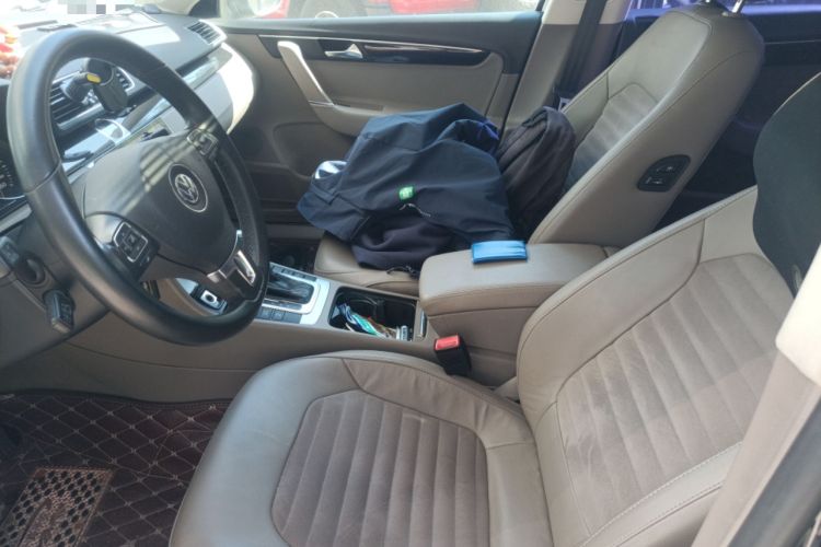 Used Volkswagen Magotan 2015 1.8TSI Luxury Model
