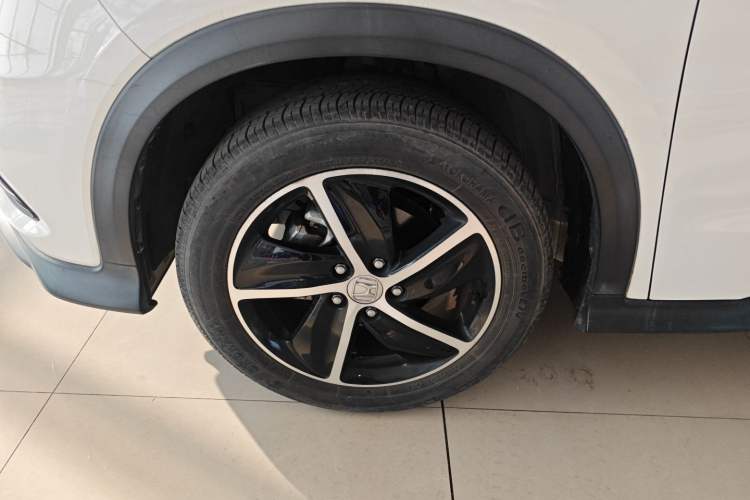 Used Honda Vezel 2020 1.5L CVT Pioneer Edition
